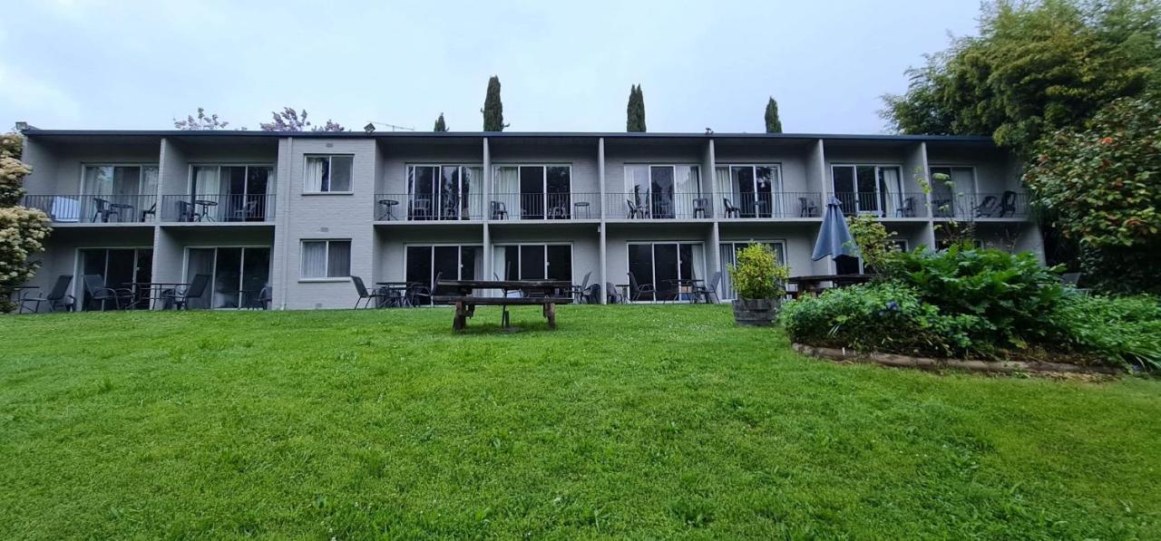 Riverbank Park Motel ブライト エクステリア 写真